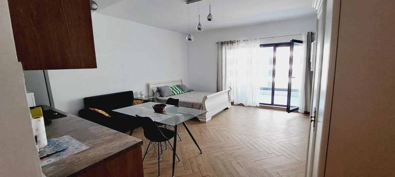 Mamaia Nord Studio La 10 M De Plaja Langa Cluburi المظهر الخارجي الصورة